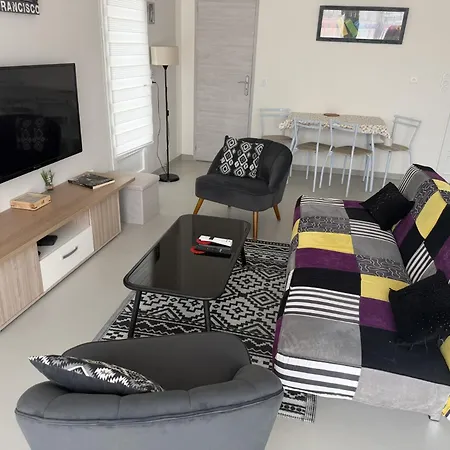 Maison Au Calme Proche Acces Rocade Μοντωμπάν