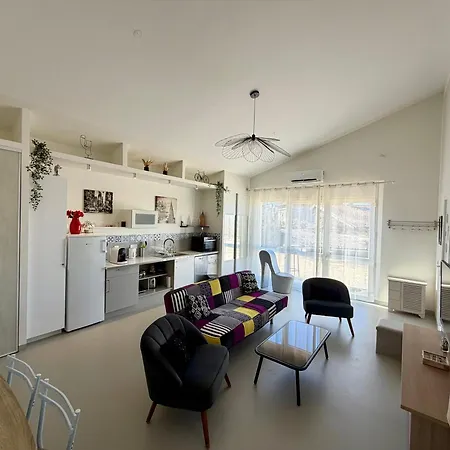 Holiday home Maison Au Calme Proche Acces Rocade *